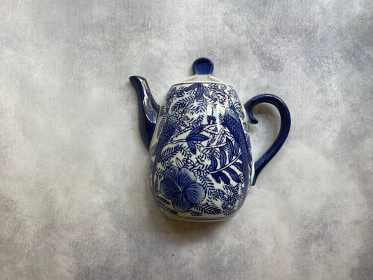 Wall-Mounted Ceramic Teapot – Dutch Blue Botanical & Bird Motif (Wall-Mountable )