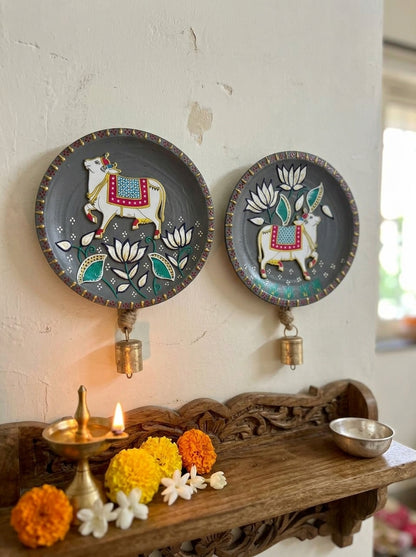 Handcrafted Wall Plate Set (2 Pieces)