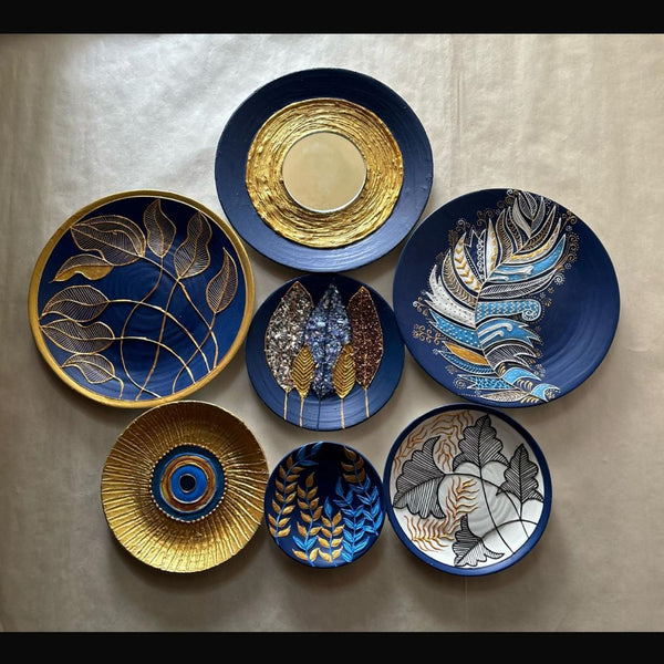 Handcrafted Wall Plate Set (7 Pieces)