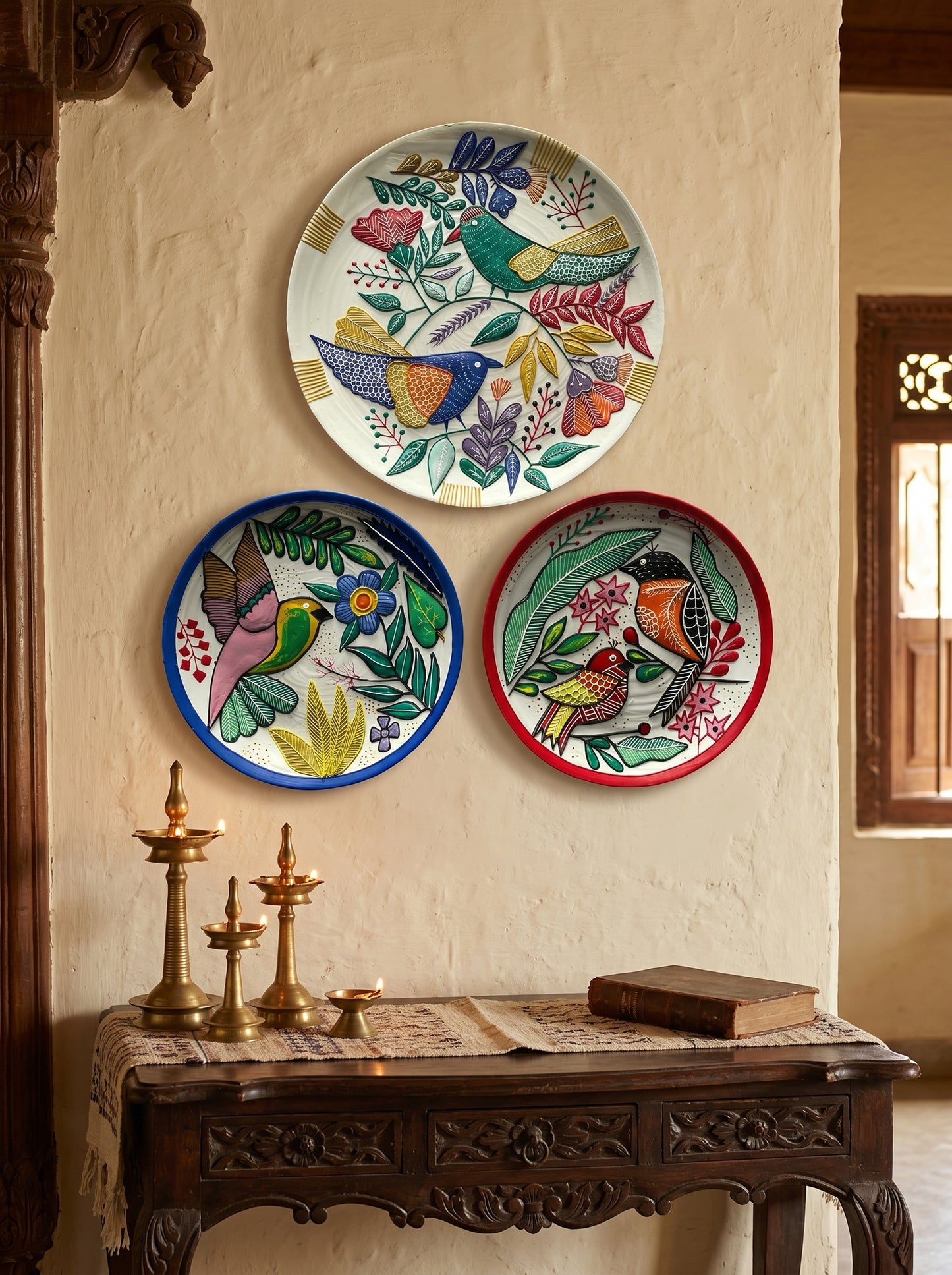 Handcrafted Wall Plate Set (3 Pieces)