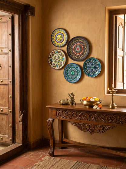 Handcrafted Wall Plate Set (5 Pieces)