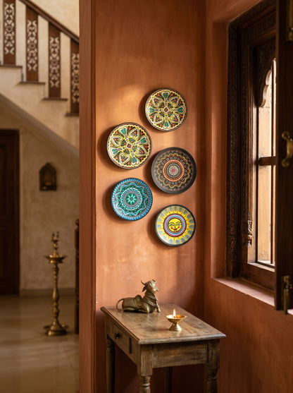 Handcrafted Wall Plate Set (5 Pieces)