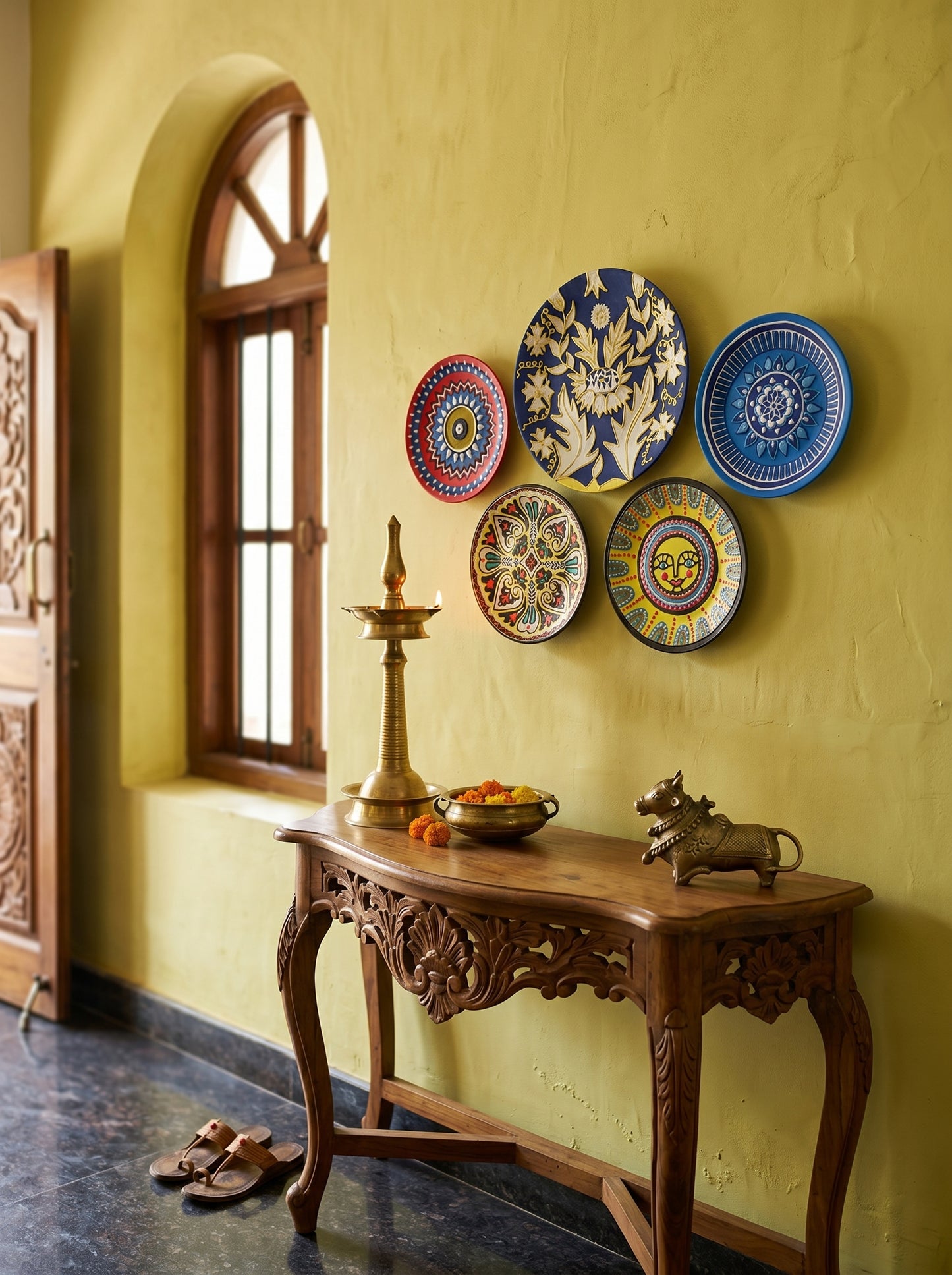 Handcrafted Wall Plate Set (5 Pieces)