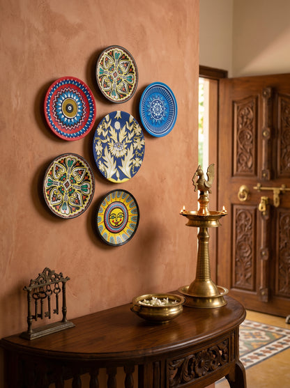 Handcrafted Wall Plate Set (5 Pieces)