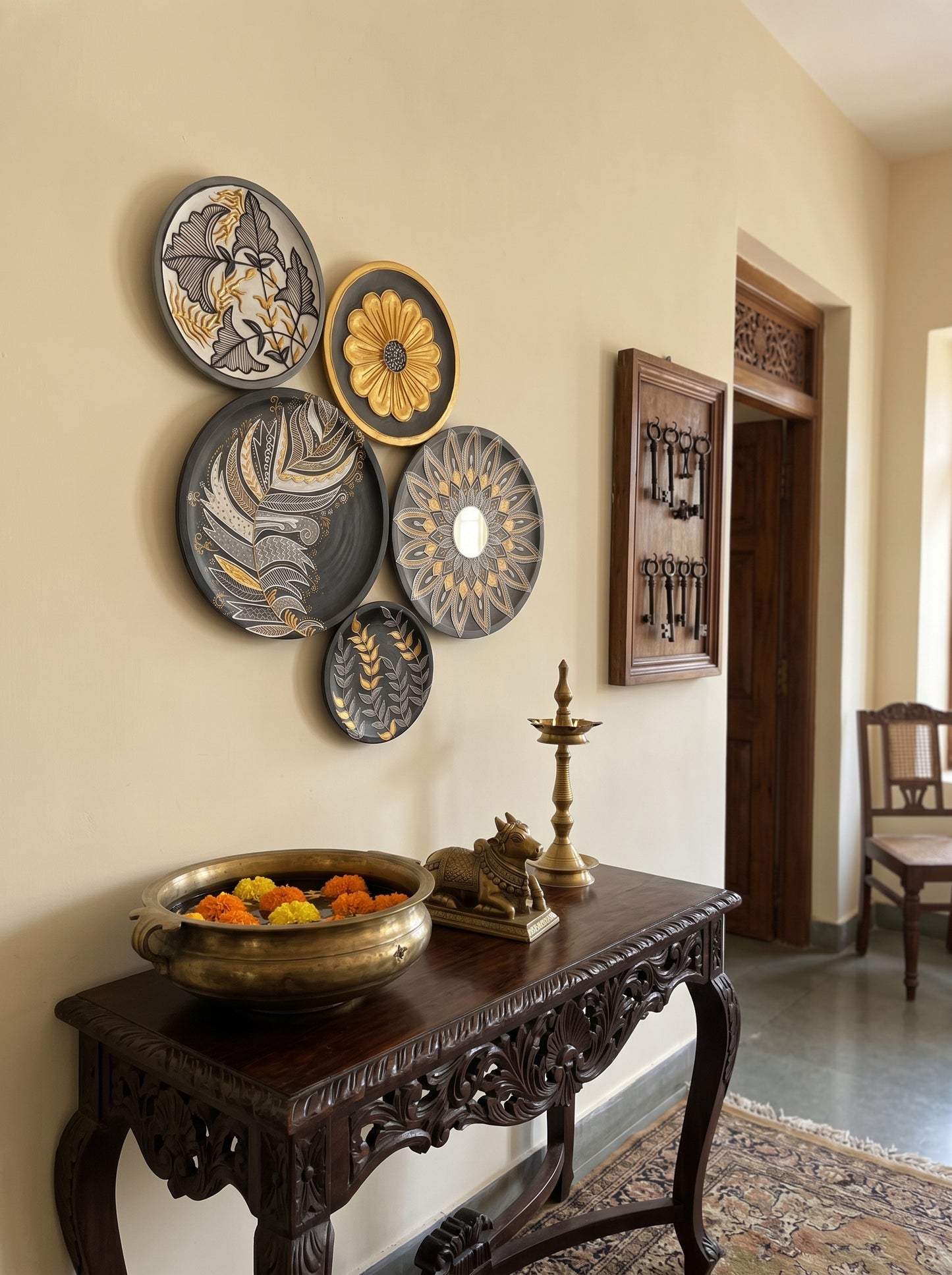 Handcrafted Wall Plate Set (5 Pieces)