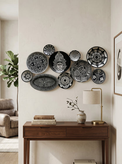 Handcrafted Black & White Wall Plate Set (10 Pieces) Set 25