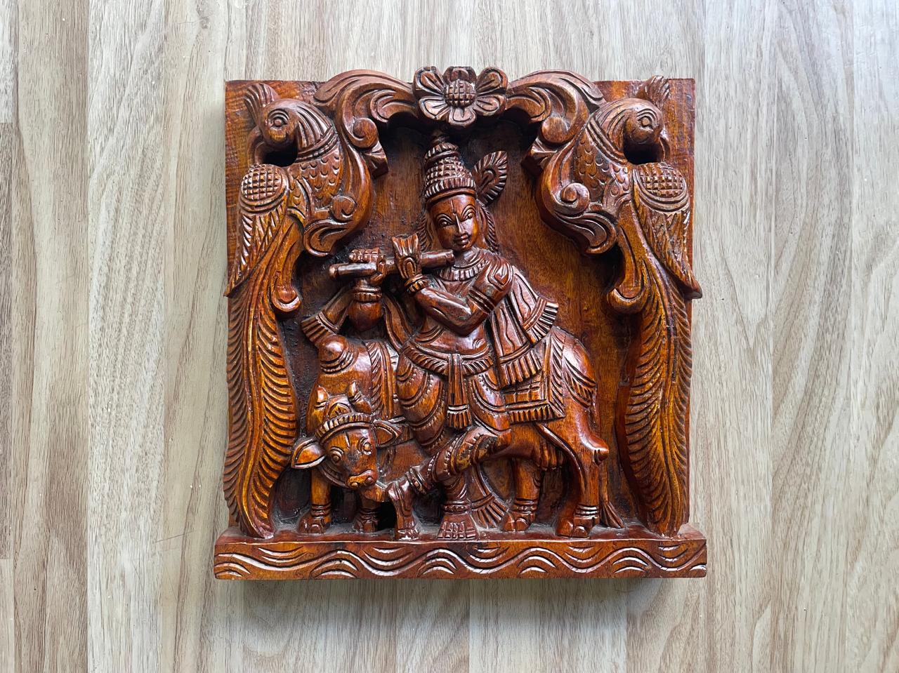 HANDCRAFTED WOODEN KRISHNA / CULTURE AISLE INDIA